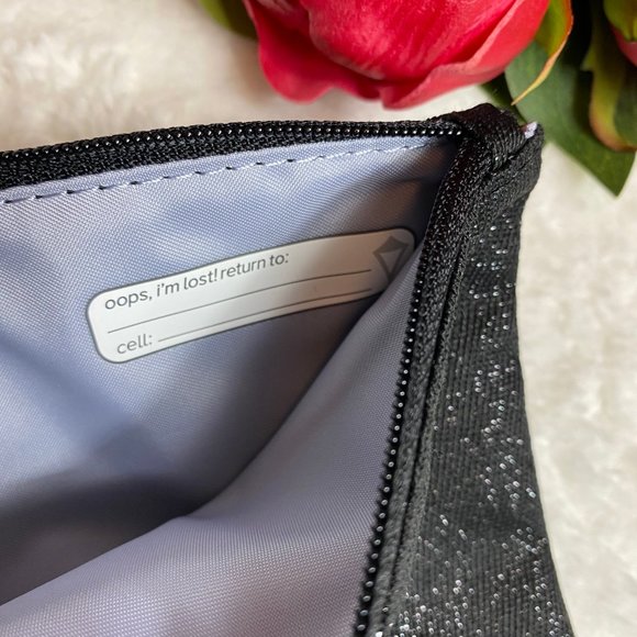 Lululemon Divide & Stash Gym Bag - Picture 4 of 6